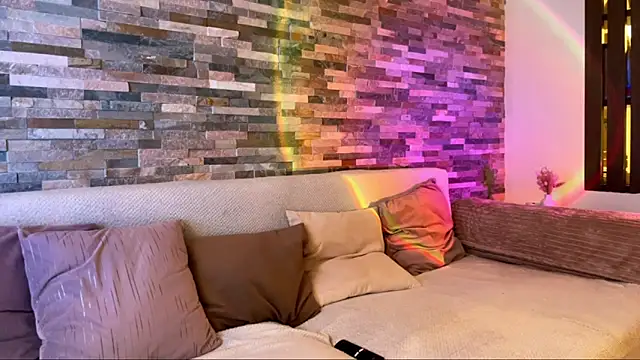 Aurora 5 online show from November 15, 2:54 pm