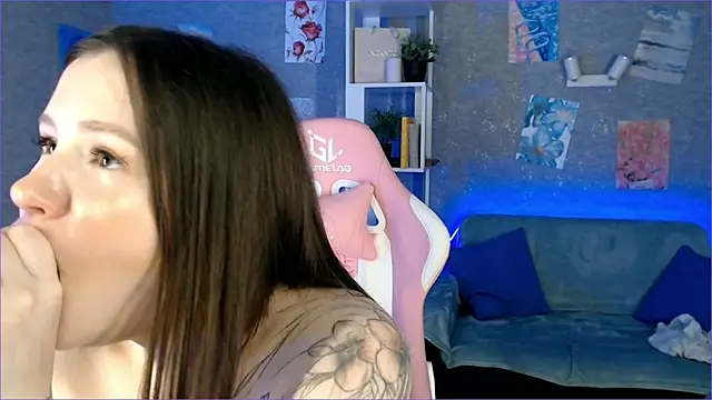 Bella Garcia online show from March 19, 4:47 am