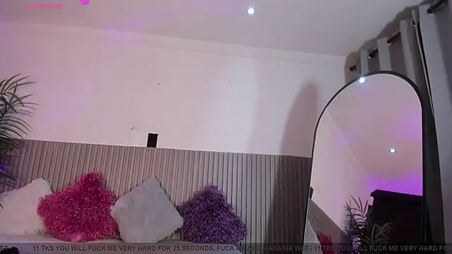 adalinarusell  online show from March 30, 11:11 am