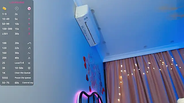 Cassie Scott online show from December 1, 5:08 am