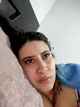 mialorents online show from November 10, 10:26 pm