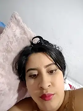 mialorents online show from November 21, 5:01 pm