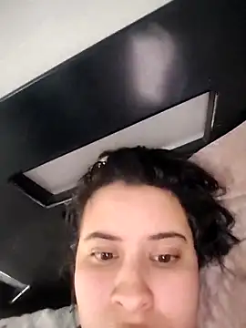 mialorents online show from February 9, 7:23 pm