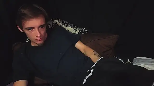 Ilovepussy1911 online show from June 19, 4:57 pm