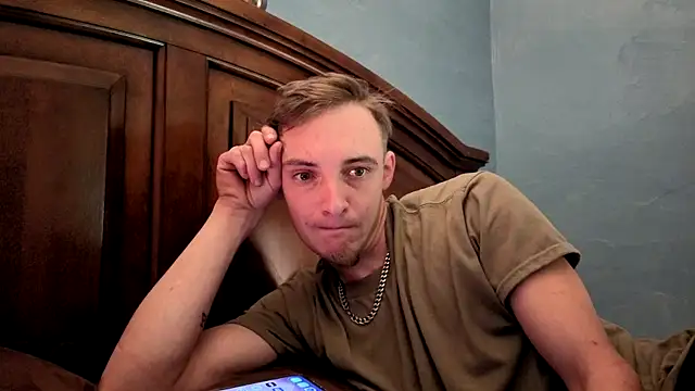 Ilovepussy1911 online show from March 20, 7:59 pm