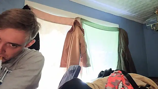 Ilovepussy1911 online show from March 22, 4:30 pm