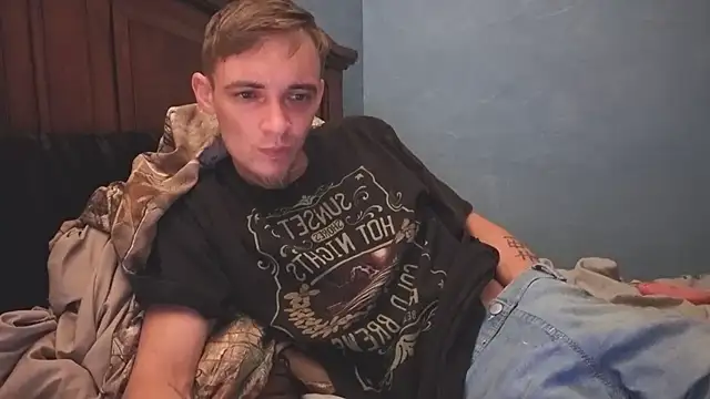 Ilovepussy1911 online show from March 24, 8:25 am