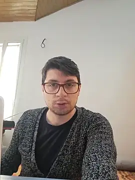 Maracujand80 online show from April 3, 10:00 am