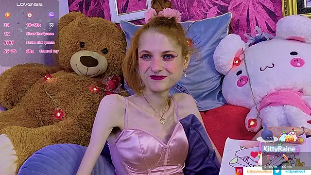 Snapshot of KittyRaine chatting on June 25, 12:54 pm KittyRaine online show from June 25, 12:54 pm