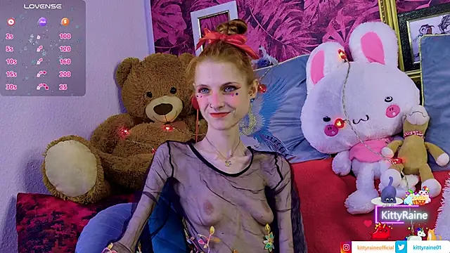 Snapshot of KittyRaine chatting on June 16, 11:32 am KittyRaine online show from June 16, 11:32 am