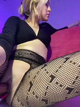 Amorkiss  online show from February 21, 4:36 am