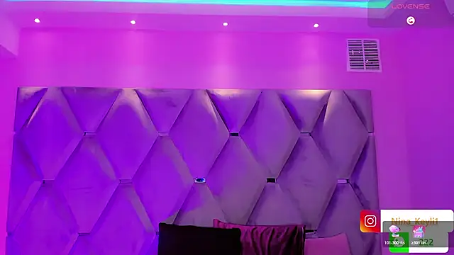 Nina Keyli online show from December 20, 7:50 pm