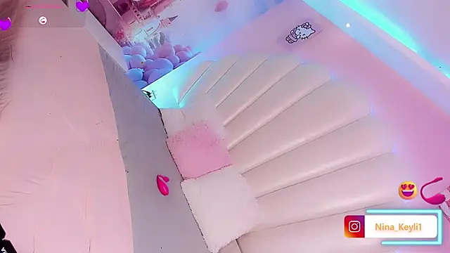 Nina Keyli online show from February 19, 8:06 pm