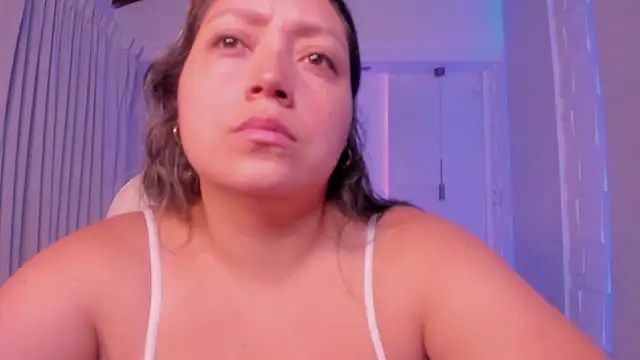 heidy johns online show from October 22, 3:39 am