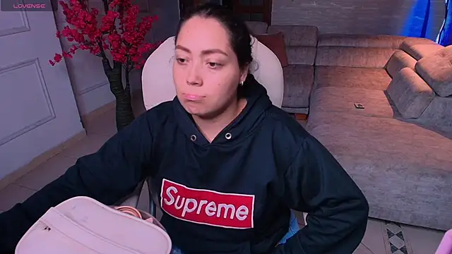 heidy johns online show from March 12, 3:45 am