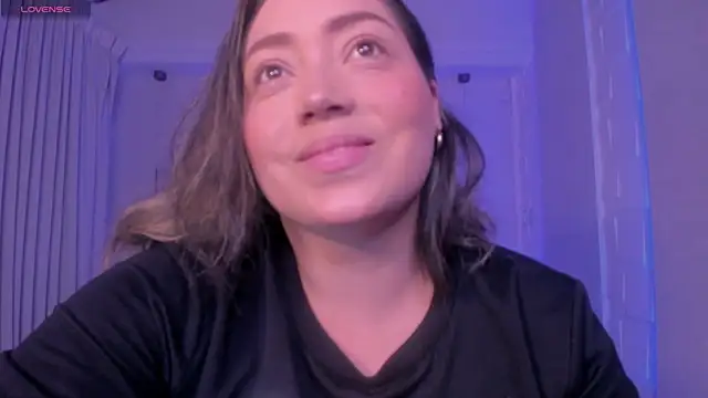 Snapshot of heidy_johns chatting on October 18, 3:41 am heidy johns online show from October 18, 3:41 am