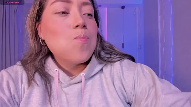 heidy johns online show from October 30, 3:16 am