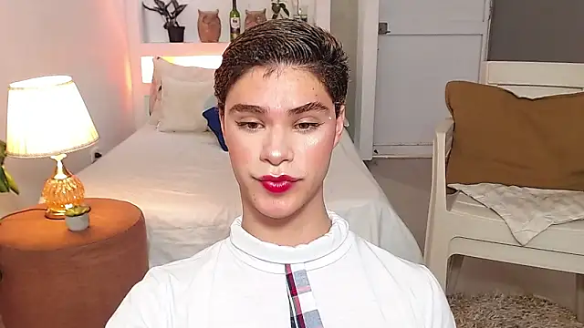 Snapshot of juanes_puthee chatting on November 12, 12:20 pm juanes puthee online show from November 12, 12:20 pm