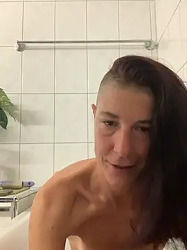 HerrundFrau-M online show from March 18, 4:40 am