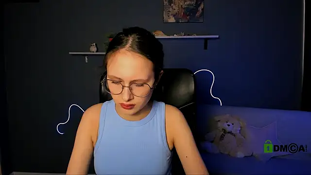 Snapshot of mona_cloud chatting on March 22, 12:35 pm mona cloud online show from March 22, 12:35 pm