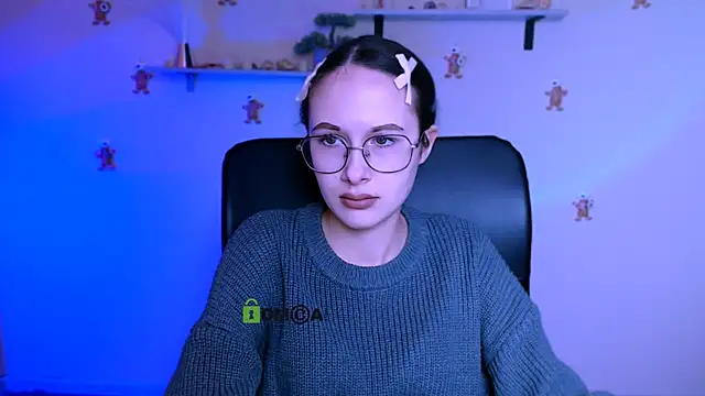 mona cloud online show from January 13, 8:24 pm