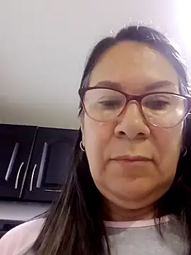 victoria wayne online show from October 3, 9:55 am