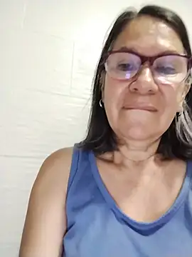 victoria wayne online show from June 13, 9:07 am