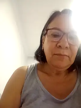 victoria wayne online show from March 28, 9:21 am