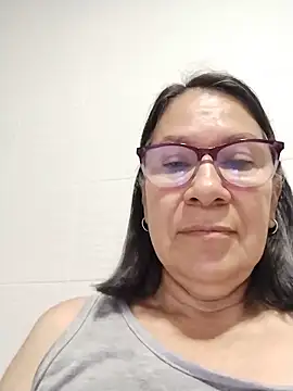 victoria wayne online show from June 3, 9:43 am