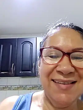 victoria wayne online show from September 10, 10:14 am