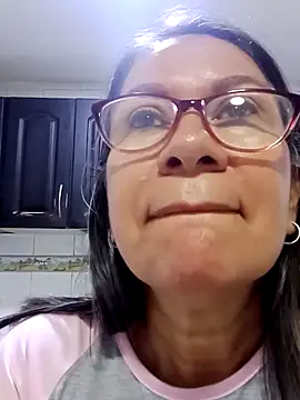 victoria wayne online show from September 17, 10:17 am