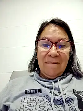 victoria wayne online show from March 25, 9:41 am
