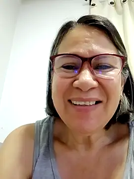 victoria wayne online show from February 1, 8:45 am