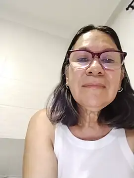 victoria wayne online show from July 17, 8:55 am
