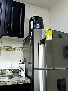 victoria wayne online show from March 12, 6:22 pm