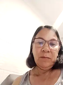 victoria wayne online show from May 5, 9:56 am