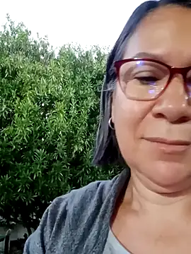 victoria wayne online show from March 1, 10:59 am