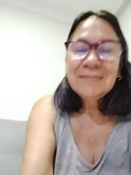 victoria wayne online show from July 18, 9:07 am