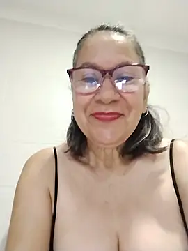 victoria wayne online show from June 10, 10:16 am