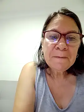victoria wayne online show from April 2, 9:16 am
