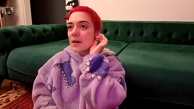 Snapshot of OllympeKaii chatting on October 27, 4:24 am OllympeKaii online show from October 27, 4:24 am