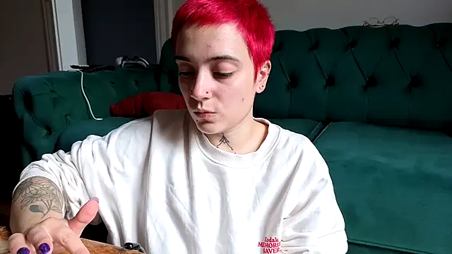 Snapshot of OllympeKaii chatting on October 22, 2:27 pm OllympeKaii online show from October 22, 2:27 pm