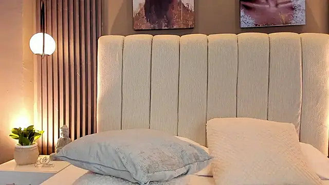 GiannaColling1 online show from October 29, 9:14 pm