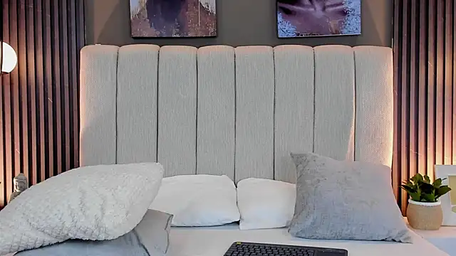 GiannaColling1 online show from November 5, 5:16 pm