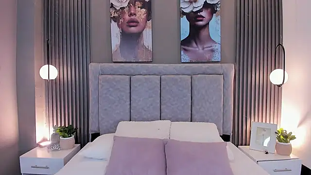 GiannaColling1 online show from October 14, 12:50 pm