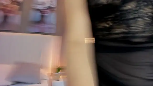 GiannaColling1 online show from November 7, 7:18 pm