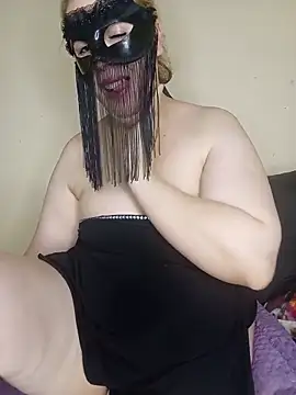 Snapshot of patrona_sexooo chatting on June 14, 2:29 pm patrona sexooo online show from June 14, 2:29 pm