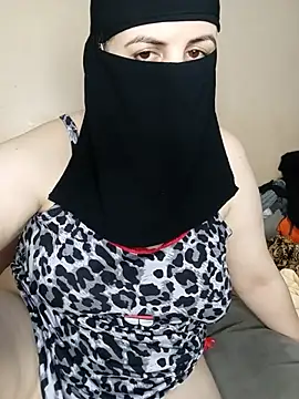 Snapshot of patrona_sexooo chatting on June 19, 1:55 am patrona sexooo online show from June 19, 1:55 am