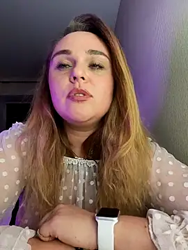 Snapshot of Juicy_PeachLux chatting on September 25, 8:04 pm Juicy PeachLux online show from September 25, 8:04 pm