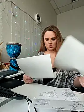 Juicy PeachLux online show from March 21, 6:58 am